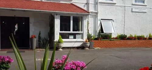 The Gatwick White House Hotel Photos