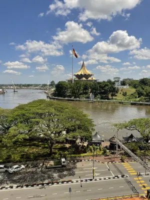 Hilton Kuching Dekat Hotel Photos
