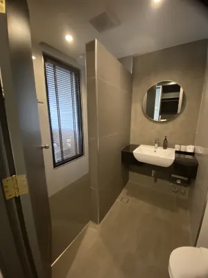 The Rise Suites Hotel, Chiang Mai الغرف Photos