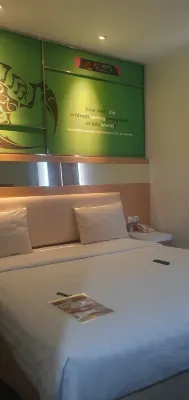 Best Hotel Kedungsari Phòng Photos
