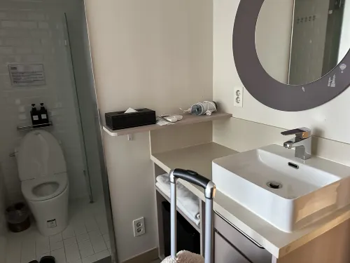 KSTAR METRO Hotel Rooms Photos