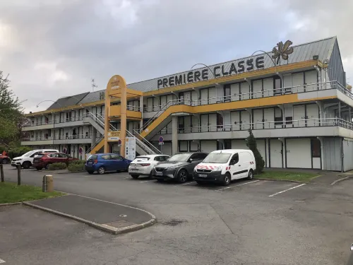 Premiere Classe Bethune - FOUQUIÈRES les BÉTHUNE Öffentliche Flächen Photos