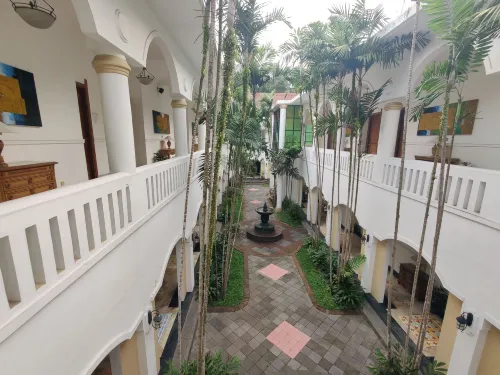 Sarasvati Borobudur Area Publik Photos