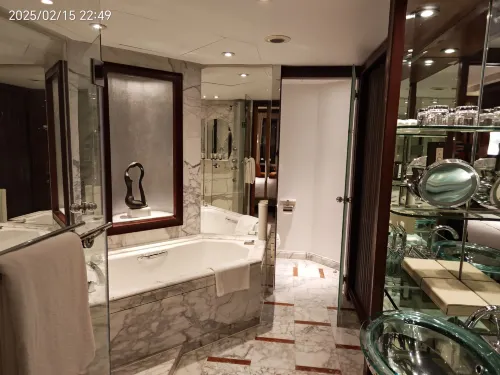 Grand Hyatt Shanghai Rooms Photos