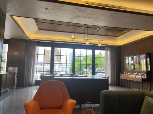 Orange Hotel (North Square of Nanchang West Railway Station) Photos