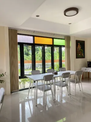 Baan Kieng Tawan Area Publik Photos