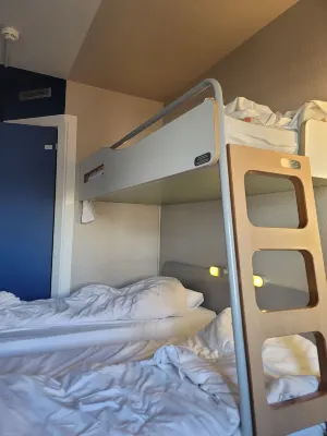 Hôtel Ibis Budget Paris Porte de Montmartre Chambres Photos