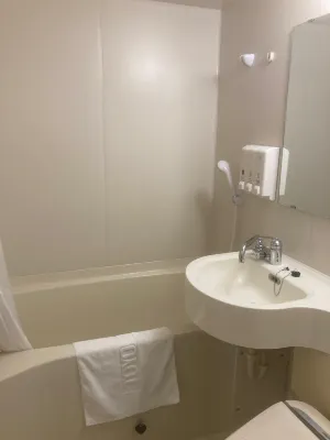 Toyoko Inn Naha Omoromachi Ekimae Rooms Photos