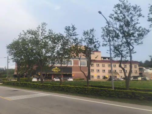 Backpackers Inn Near Hotel Photos