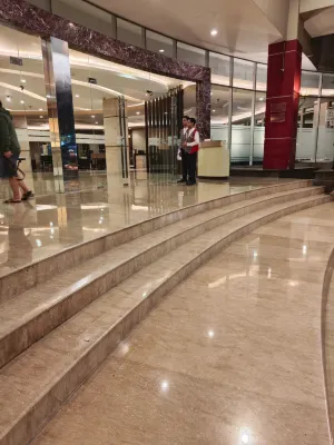 Solo Paragon Hotel & Residence Area Publik Photos