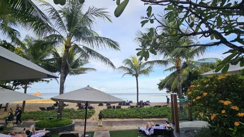 Holiday Inn Resort Bali Nusa Dua Рядом с отелем Photos