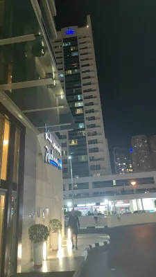 The Radisson Blu Hotel Apartment Dubai Marina Extérieur Photos