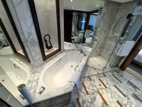 Grand Hyatt Shanghai Rooms Photos