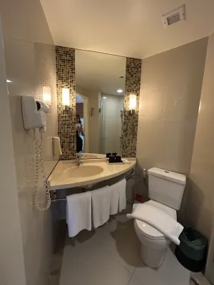 Ibis Phuket Kata Номера Photos