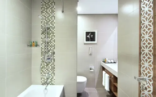 Hilton Garden Inn Dubai Al Muraqabat - Deira Chambres Photos