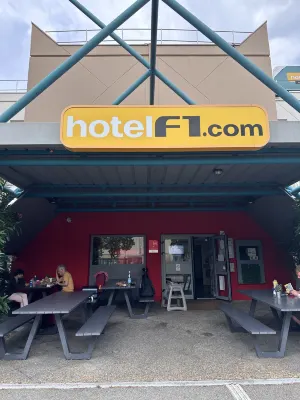 hotelF1 亞維儂中心庫爾蒂納 TGV 火車站酒店 酒店鄰近 Photos