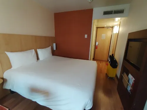 Hôtel Ibis Paris Montmartre 18ème Chambres Photos