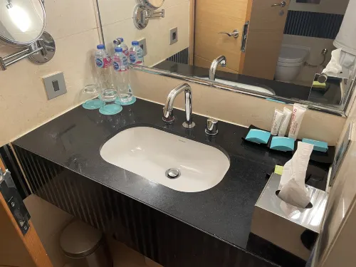 Le Meridien Cairo Airport Rooms Photos