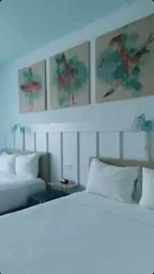 Universal’s Endless Summer Resort – Surfside Inn and Suites Rooms Photos