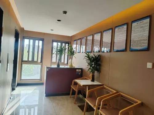 Chenxi Hotel (Nanjing Xuanwu Lake Park) Photos