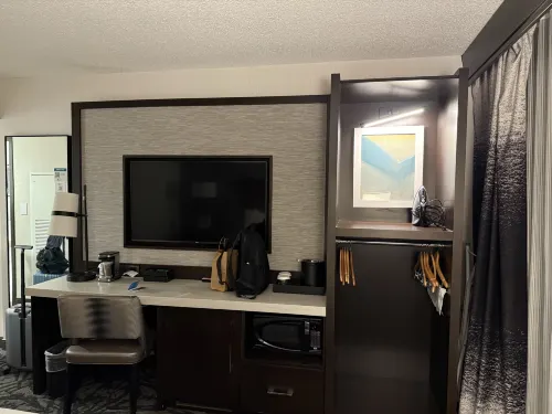 Embassy Suites by Hilton Santa Clara Silicon Valley Rooms Photos