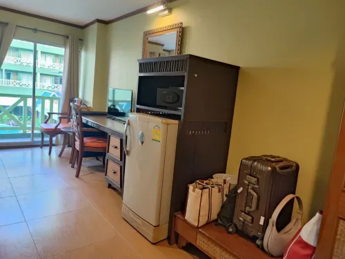 Phuphaya Resort Pattaya Photos