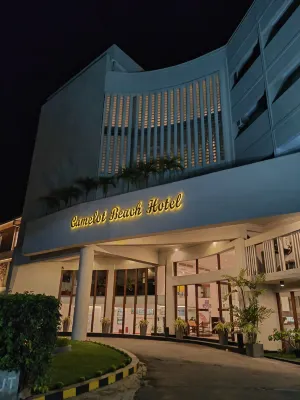 Camelot Beach Hotel Esterni Photos