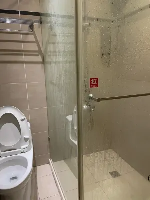 MRT Hotel Chambres Photos
