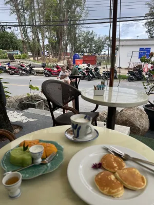 Benyada Lodge - Surin Beach Photos