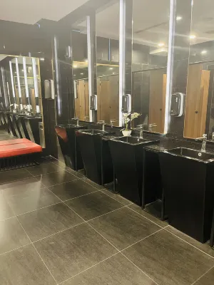 Grand Darul Makmur Hotel Kuantan Rooms Photos