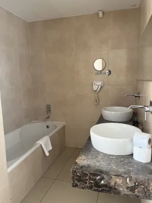 Amphora Hotel & Suites Номера Photos