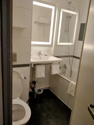 Hôtel Montcalm Paris Zimmer Photos