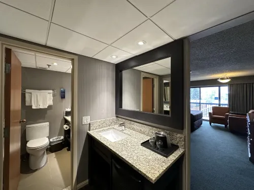 Banff Park Lodge Rooms Photos