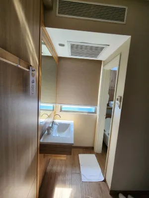 Hotel 81 Premier Star Kamar Photos