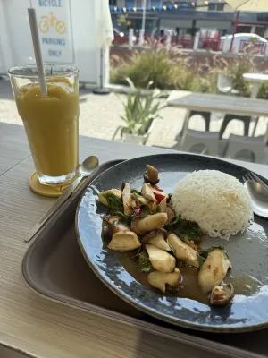 Nappiness Hotel Dining Photos