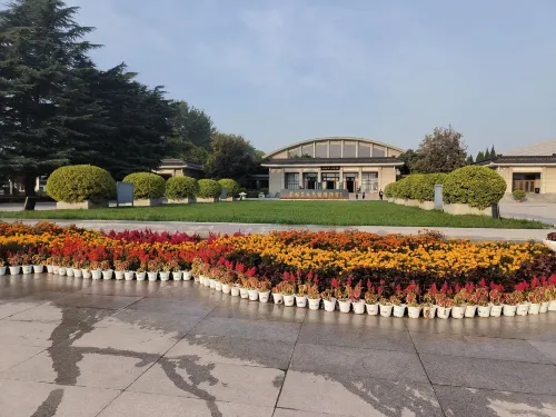 Xi'an · Terracotta Army · Terrace.Courtyard No. 9 Yard (Mausoleum of the First Qin Emperor Museum) Circondario Photos