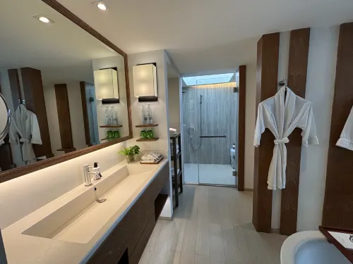 The Nai Harn Zimmer Photos