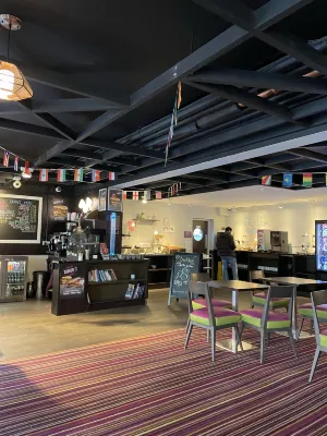 Safestay London Kensington Holland Park Public Areas Photos