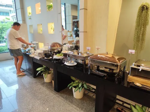 Sunbeam Hotel Pattaya Питание Photos