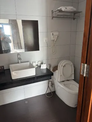 Khách sạn Meriton Phòng Photos