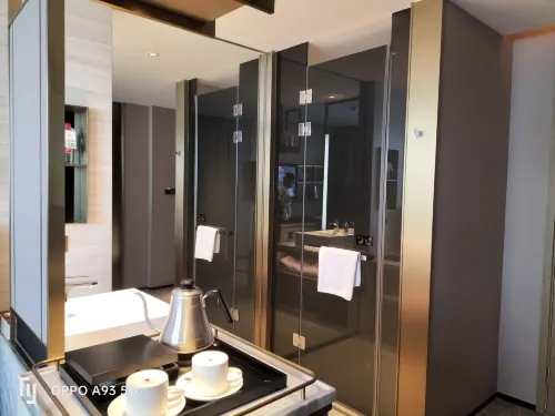 Echarm Plus Hotel (Wuxi Changjiang North Road Taihu Garden Metro Station) Kamar Photos