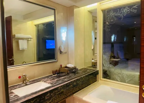 Howard Johnson Parkview Plaza Erdos Rooms Photos