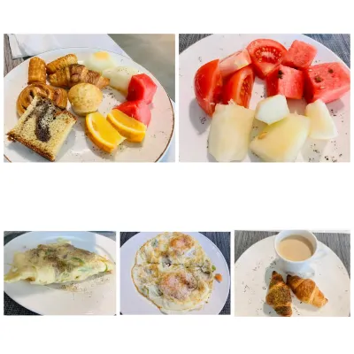 Hotel Holiday International Питание Photos