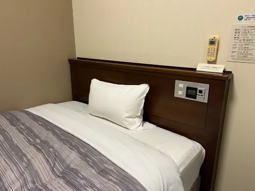 Hotel Route-Inn Hirosaki Joto Zimmer Photos