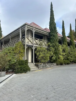 Sherwood Queenstown Near Hotel Photos