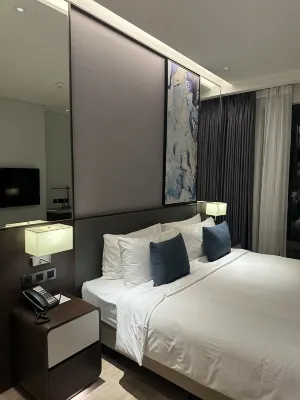 Citadines Marina Hạ Long Phòng Photos