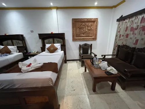 Melasti Kuta Beach Hotel & Spa Kamar Photos