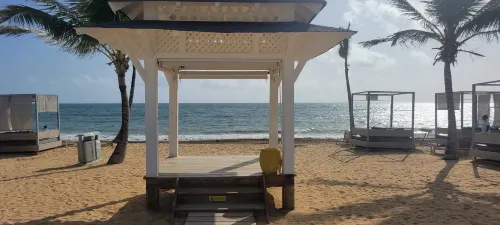 Nickelodeon Hotels & Resorts Punta Cana by Karisma Рядом с отелем Photos
