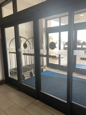 Holiday Inn Express & Suites Dallas East - Fair Park Photos