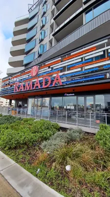 Ramada by Wyndham VetroBlu Scarborough Beach Espaces publics Photos